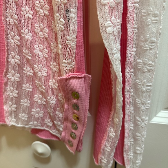 Pink Lace Button-Up Top - Picture 5 of 5